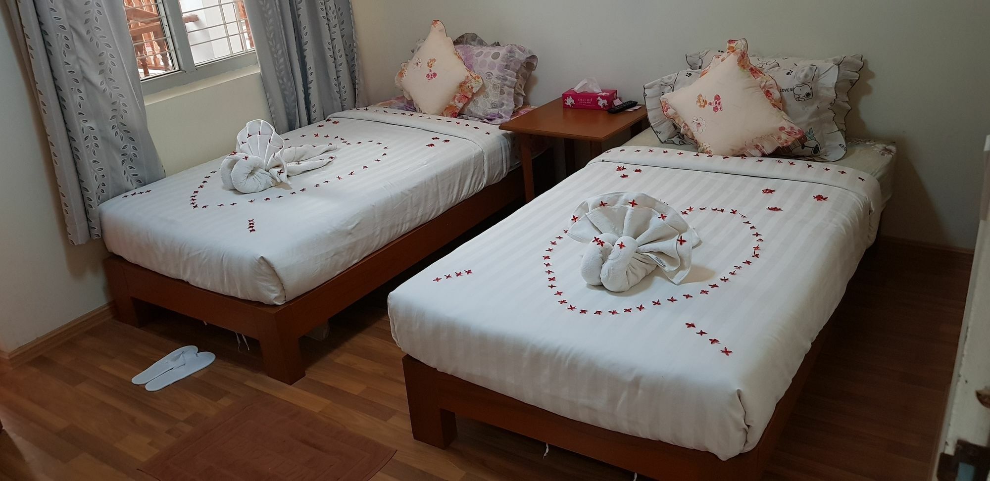Golden Rose Guest House Old Bagan Extérieur photo